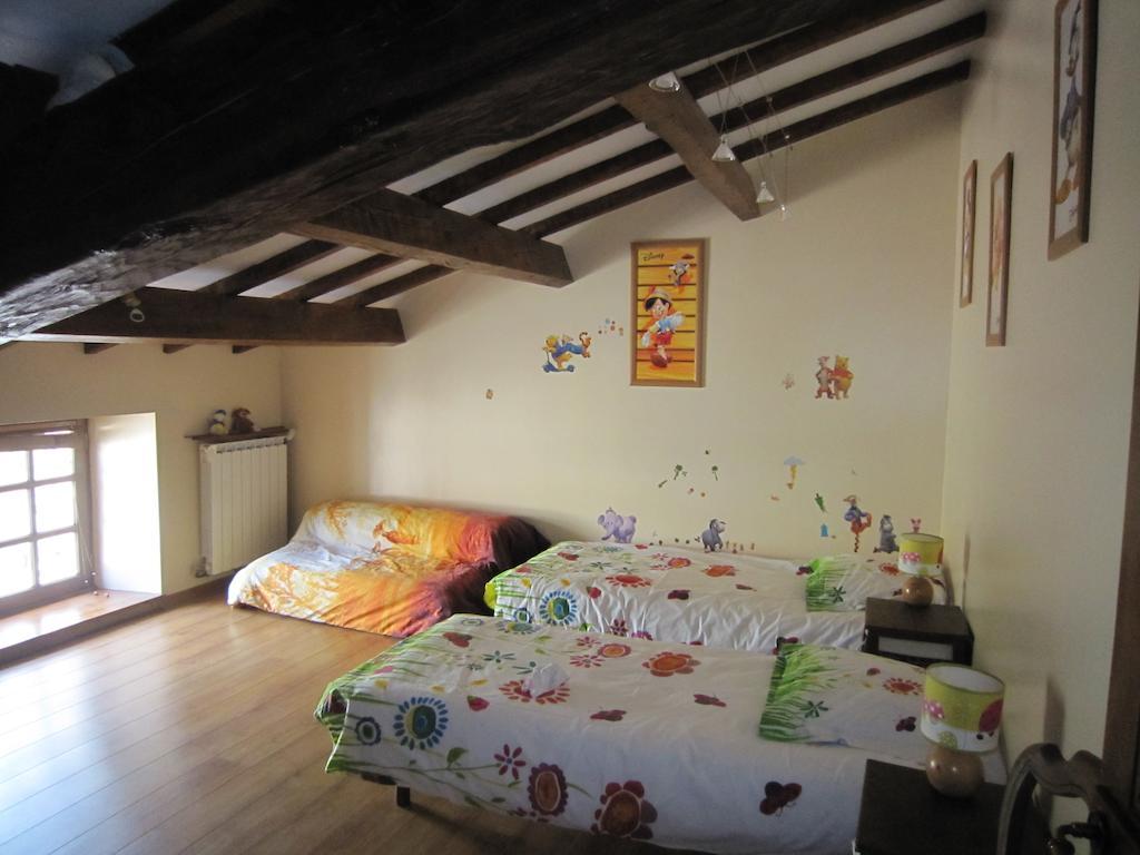 La Frandomiere Bed and Breakfast Saint-Martin-de-Londres Kamer foto