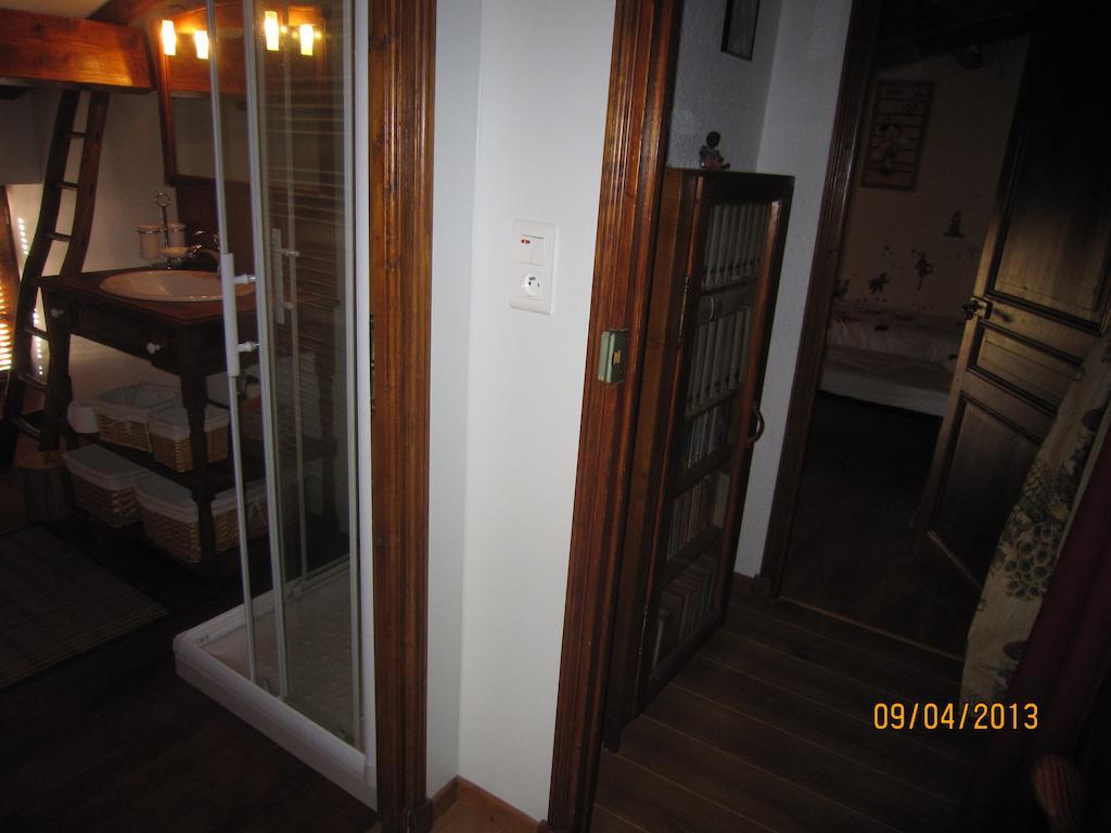 La Frandomiere Bed and Breakfast Saint-Martin-de-Londres Kamer foto