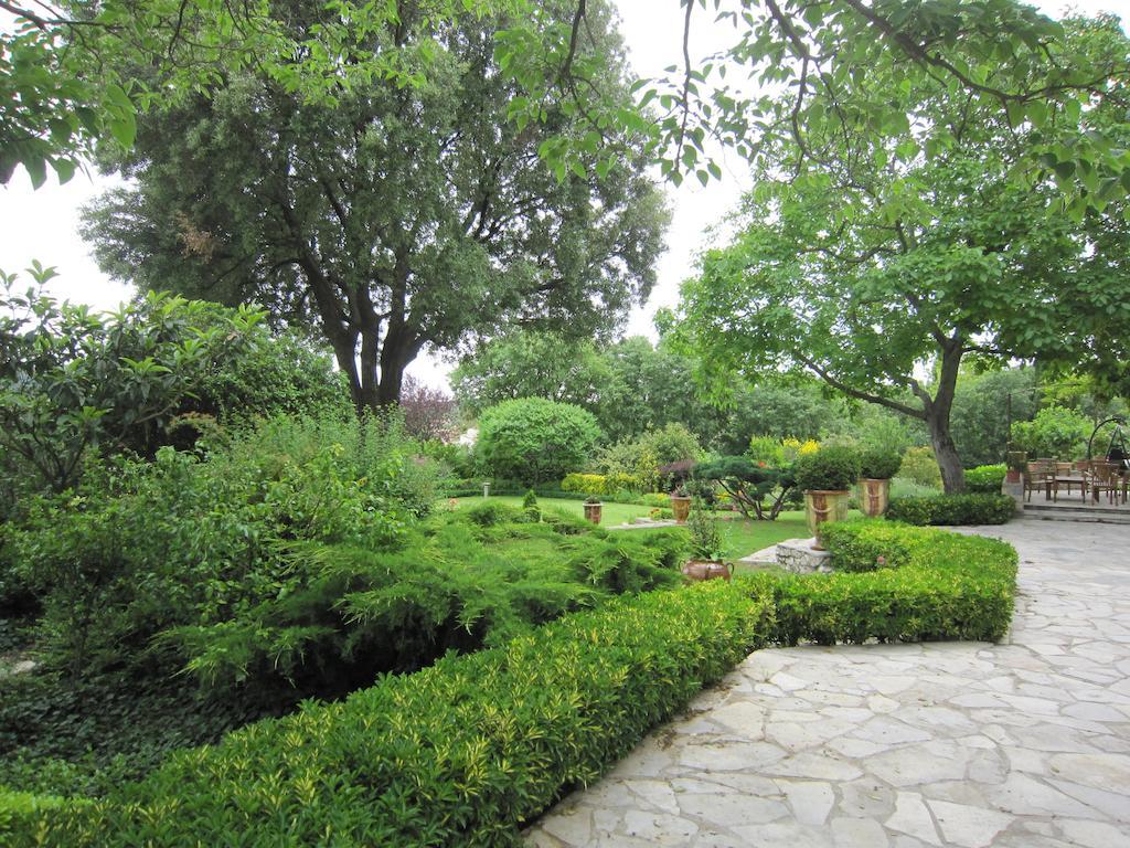 La Frandomiere Bed and Breakfast Saint-Martin-de-Londres Buitenkant foto
