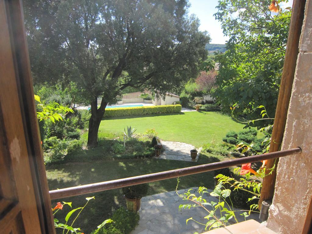 La Frandomiere Bed and Breakfast Saint-Martin-de-Londres Buitenkant foto
