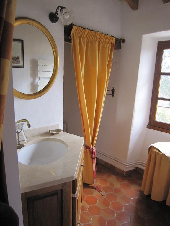 La Frandomiere Bed and Breakfast Saint-Martin-de-Londres Buitenkant foto