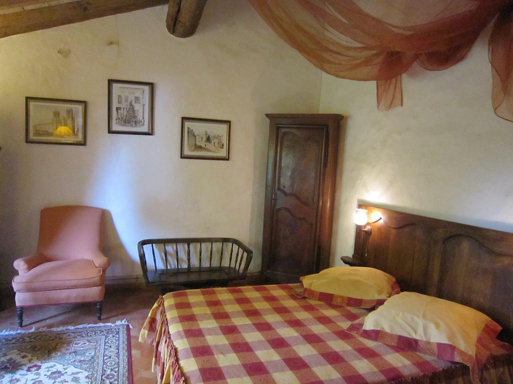 La Frandomiere Bed and Breakfast Saint-Martin-de-Londres Buitenkant foto