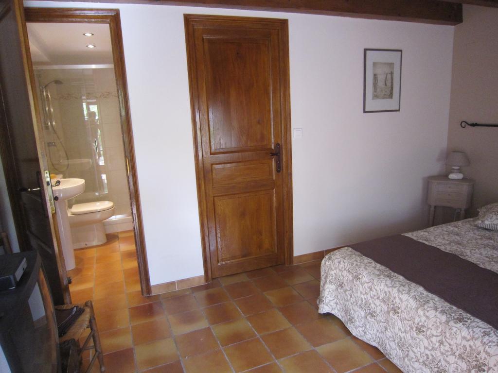 La Frandomiere Bed and Breakfast Saint-Martin-de-Londres Kamer foto
